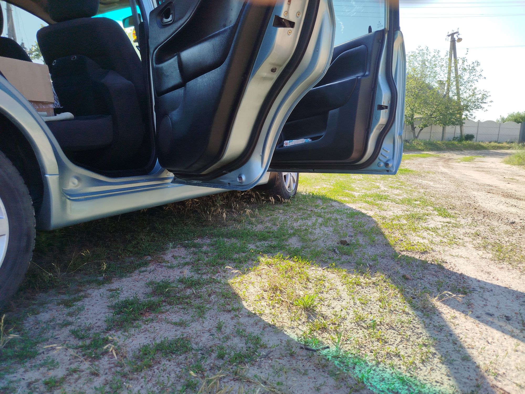 Mitsubishi Space Star 2004 автомат