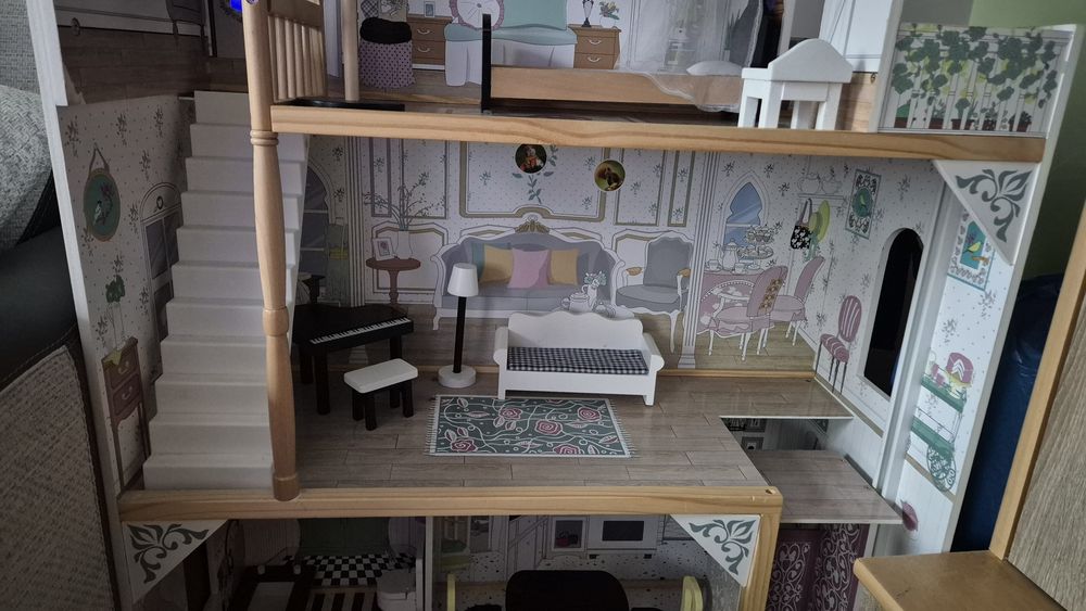 Domek drewniany dla lalki barbie