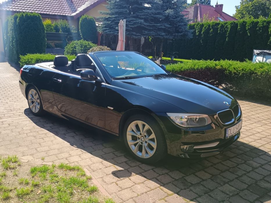 BMW e93 2011 polift 2.0 benzyna .