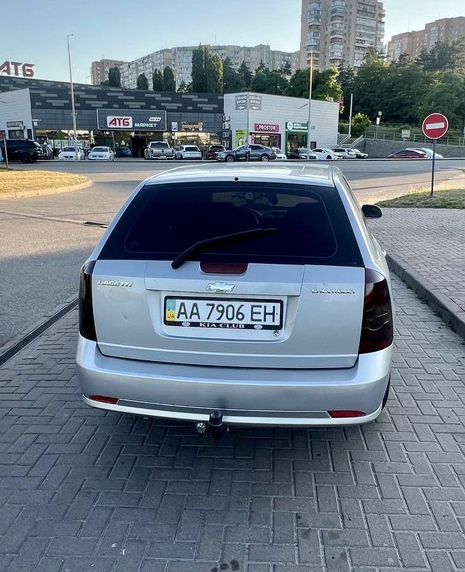 Продам Лачетти Универсал