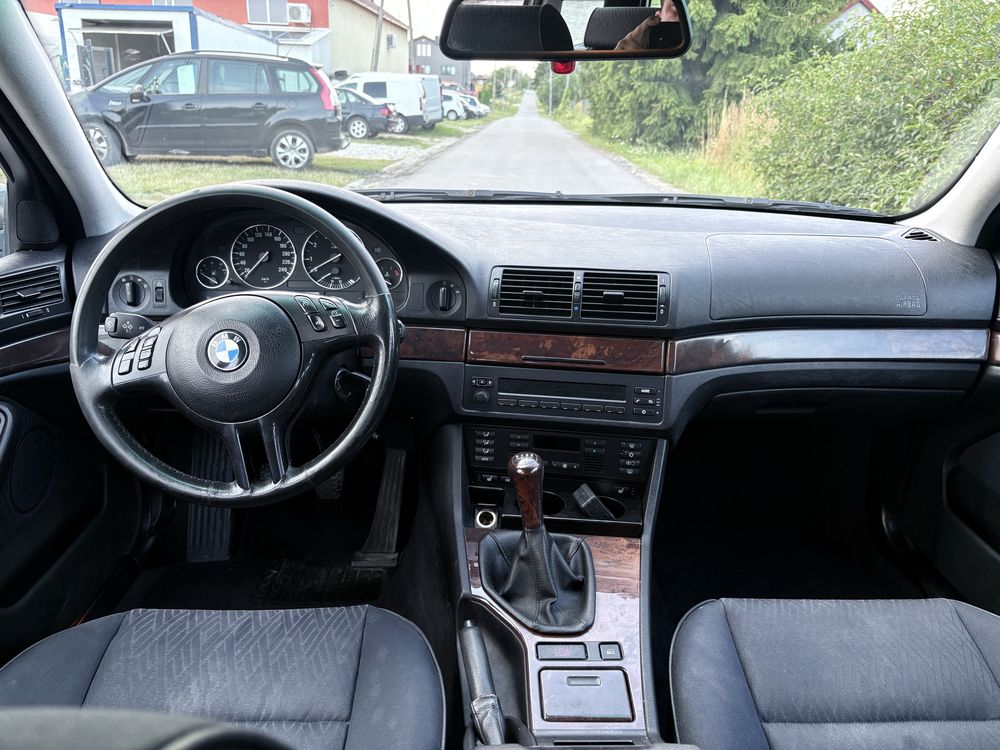 BMW 5 E39_2.2 LPG_2002r_Lift_Kombi