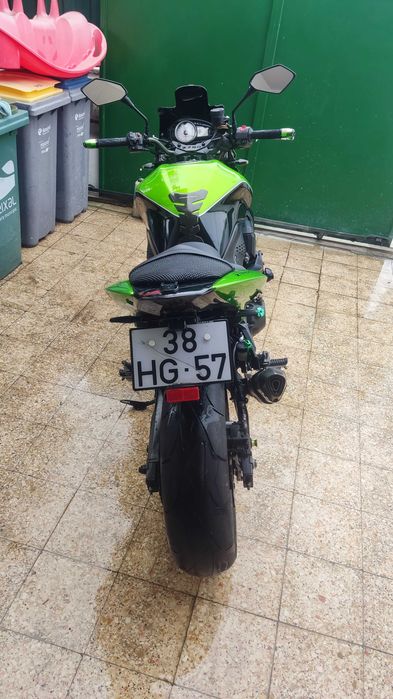 Kawasaki Z750 ótimo estado
