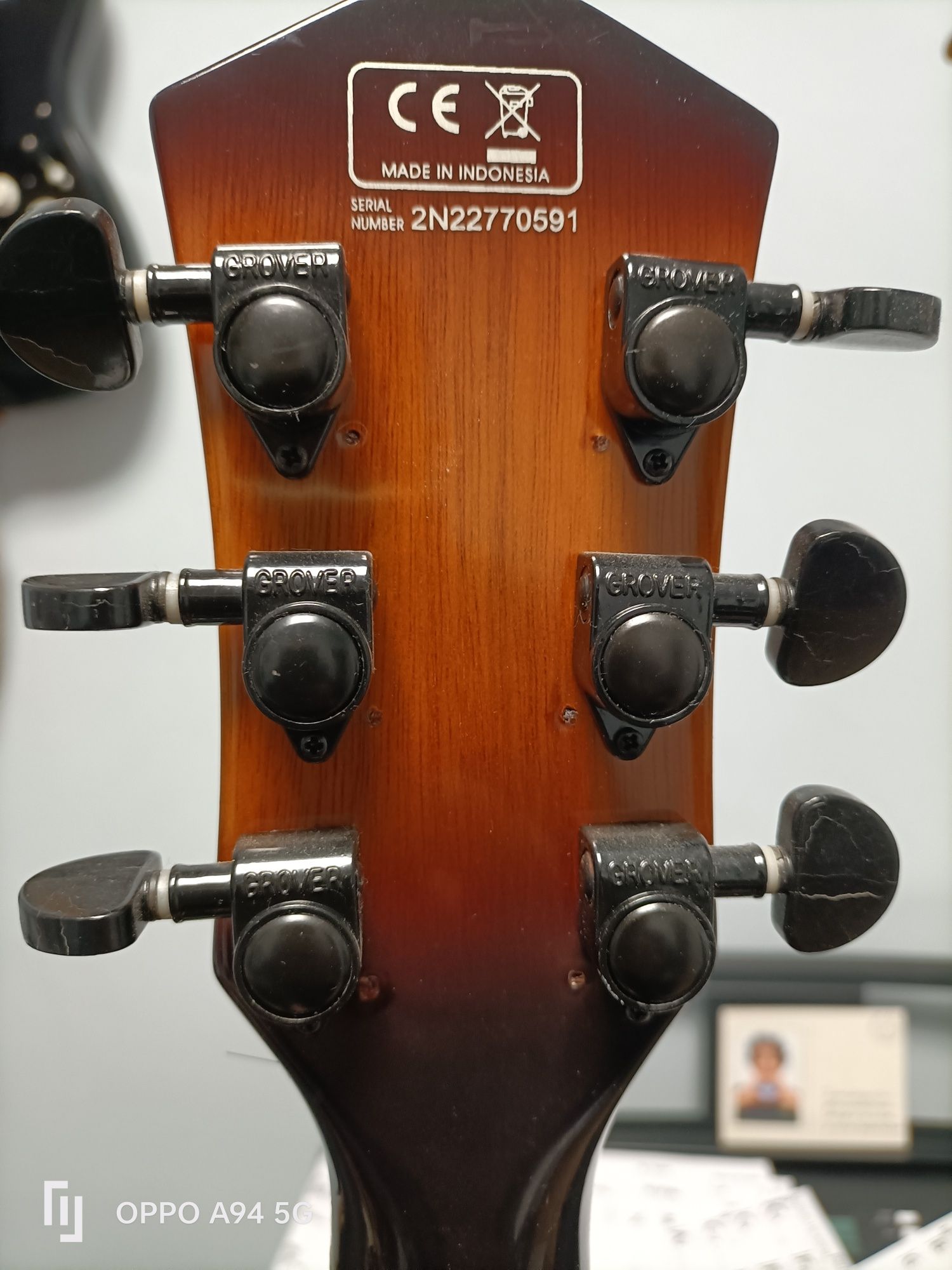 Guitarra Sire Larry Carlton H7