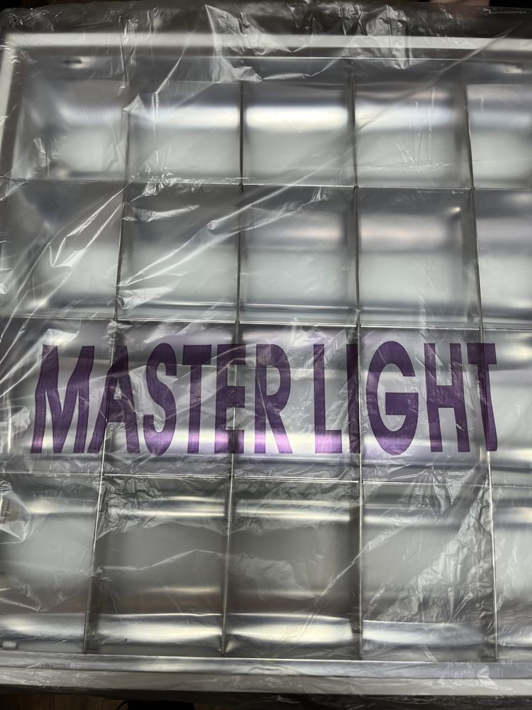 Потолочный светильник растровый Т8 4x18w Master Light