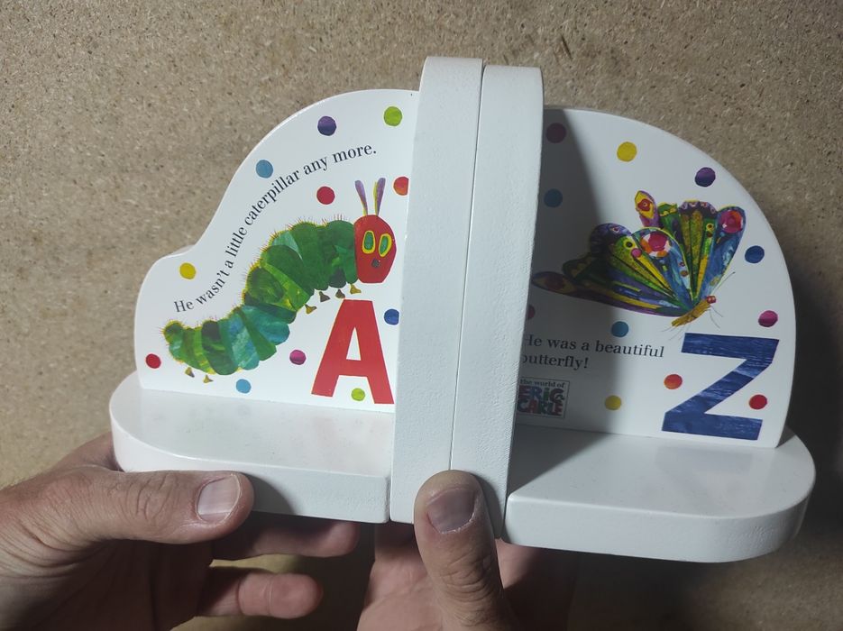 Podpórki do książek Very Hungry Caterpillar