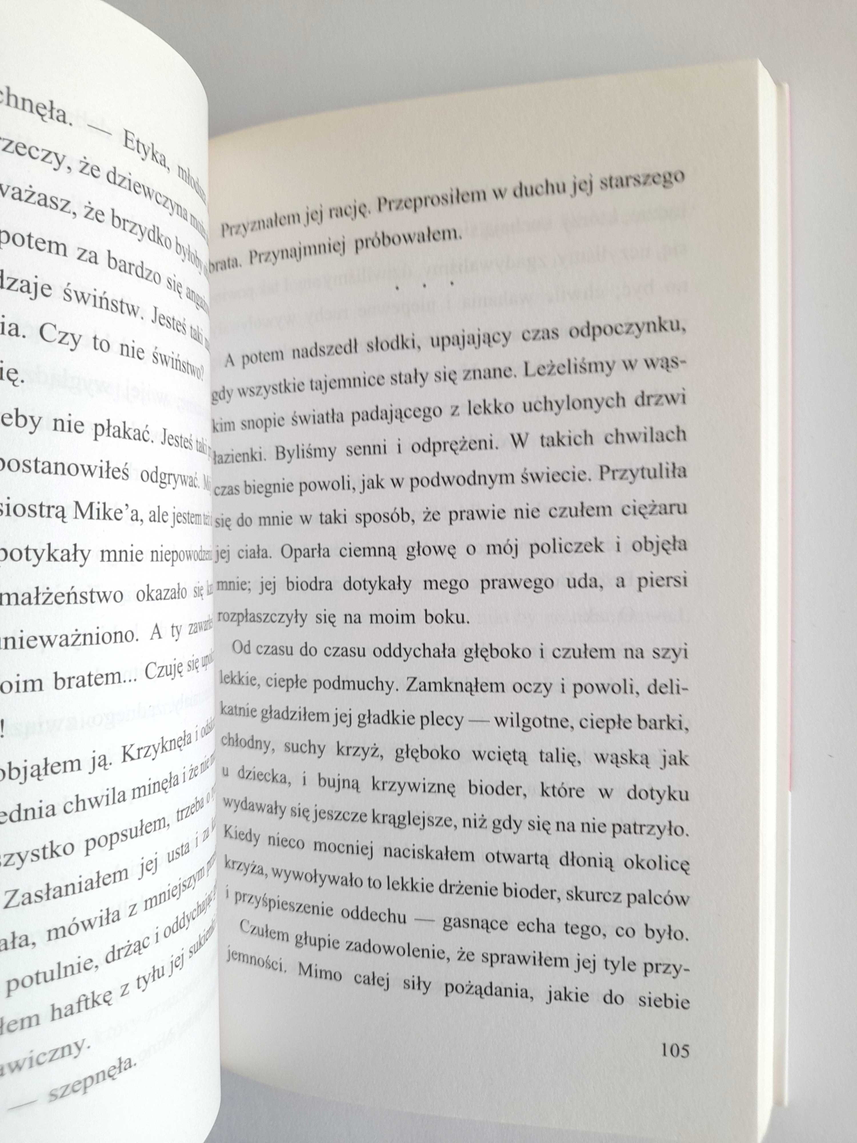 Koszmar na różowo - John D. Macdonald