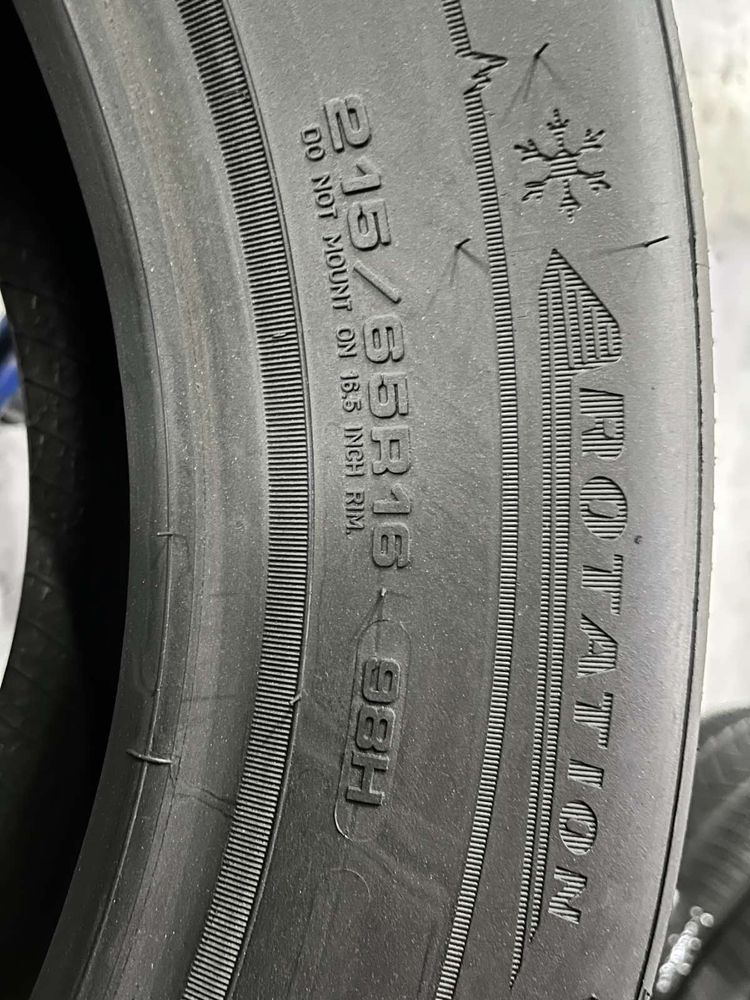 215/65/16 R16 Dunlop SP WinterSpot 5 4шт нові зима