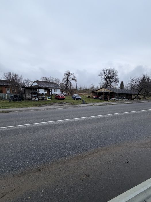 Продаж, будинку, землі.