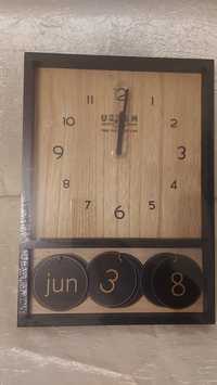 Zegar drewniany z kalendarzem