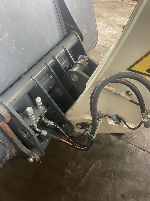 Погрузчик телескопічний клас