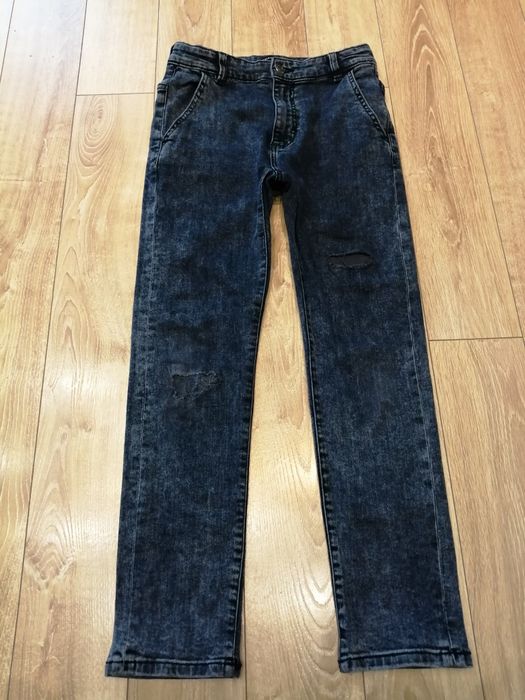 Spodnie chłopięce Reserved rozmiar 152