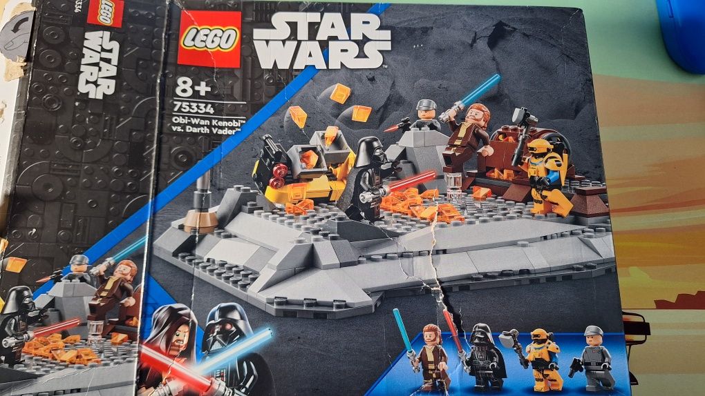 Lego Star Wars Obi-Wan Kenobi vs. Darth Vader 75334