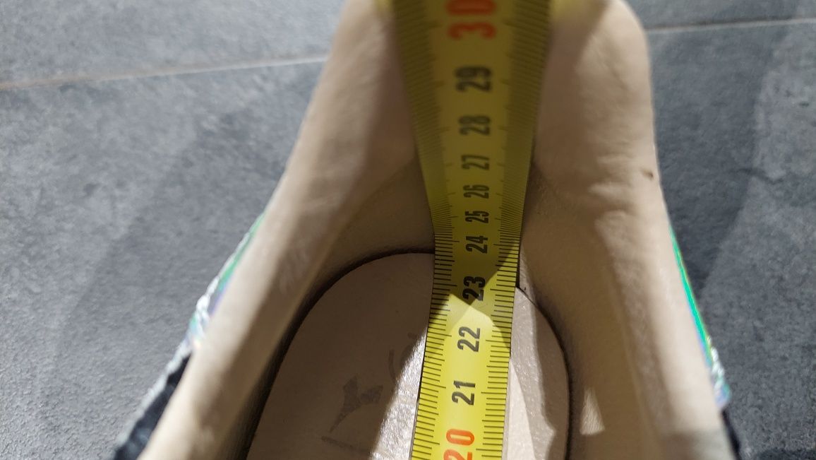Diadora heritage 36.5 ale 37 czarne z cekinami zamsz skóra sneakersy