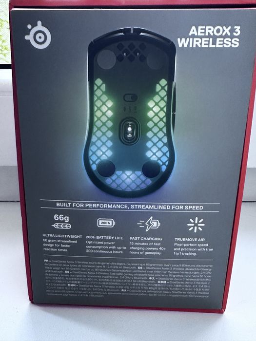 Myszka gamingowa steelseries aerox 3 wireless. Idealna dla graczy.