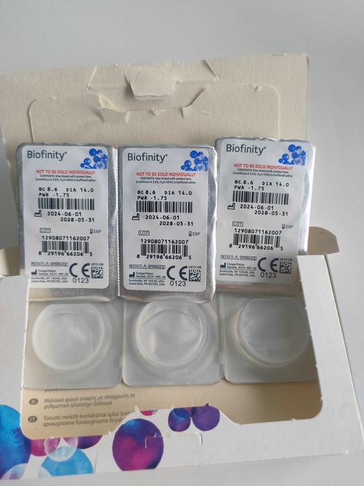Soczewki kontaktowe miesięczne 6szt. biofinity moc -1.75