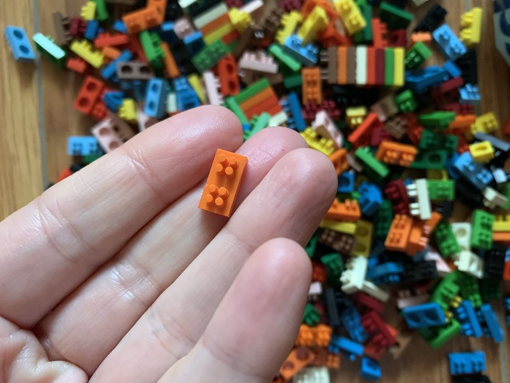 Peças de Construção Coloridas - Micro-Bricks