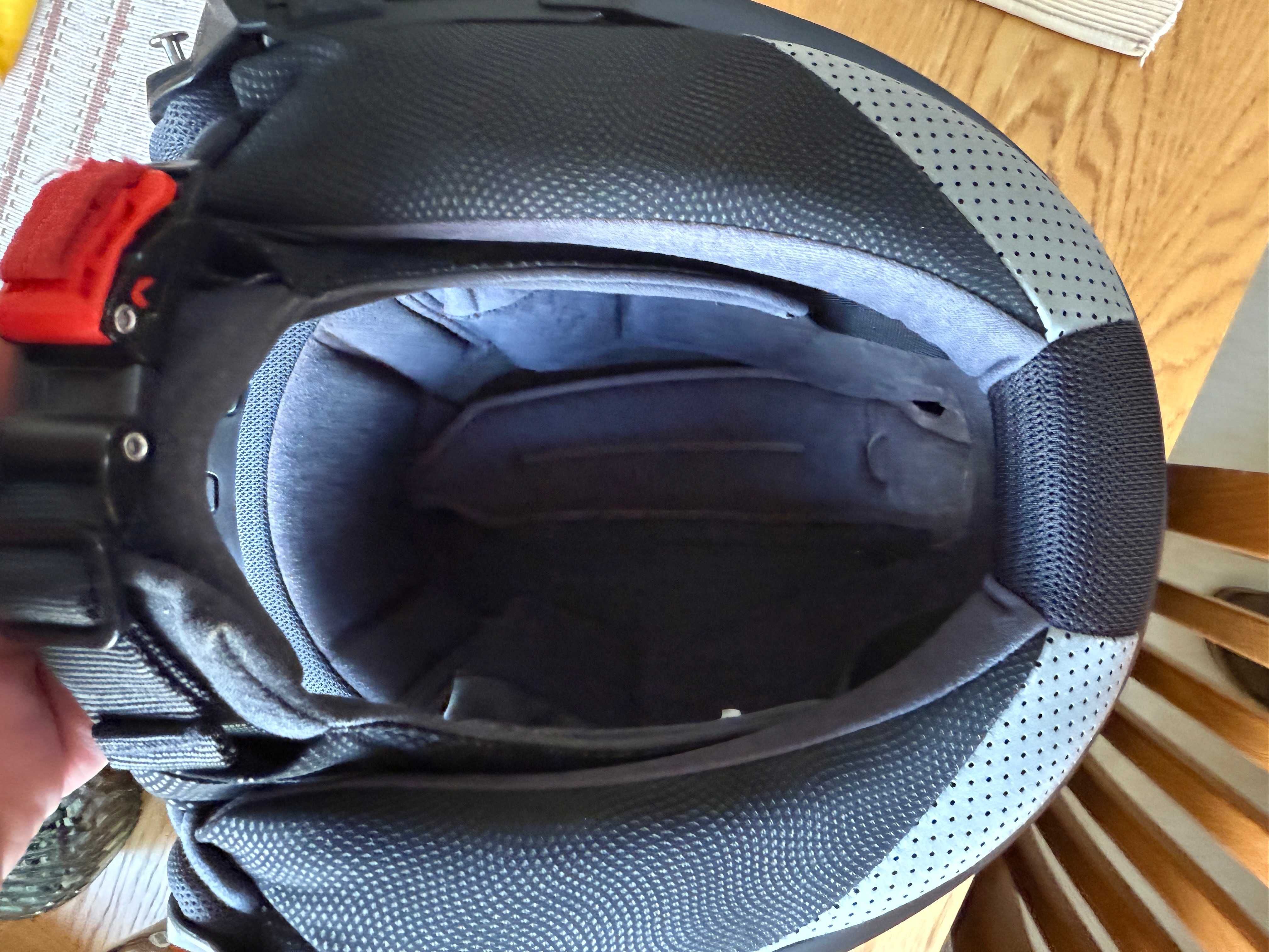 kask motocyklowy Schuberth C3Pro XXL + SENA Sc10Ua System Komunikacji