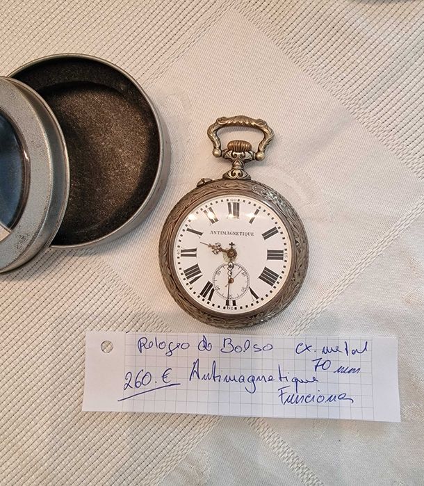 Relógio de bolso antigo