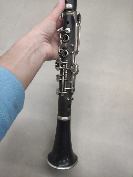 Продам кларнет не повна комплектація