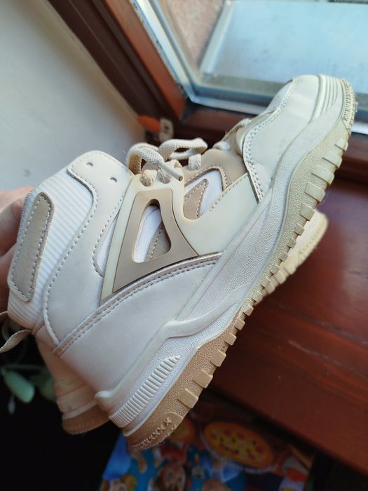 Кросівки,хайтопи р.37