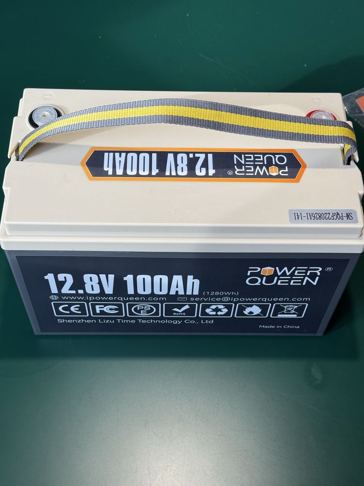 Аккумулятор Power Queen 12V 100Ah LiFePO4