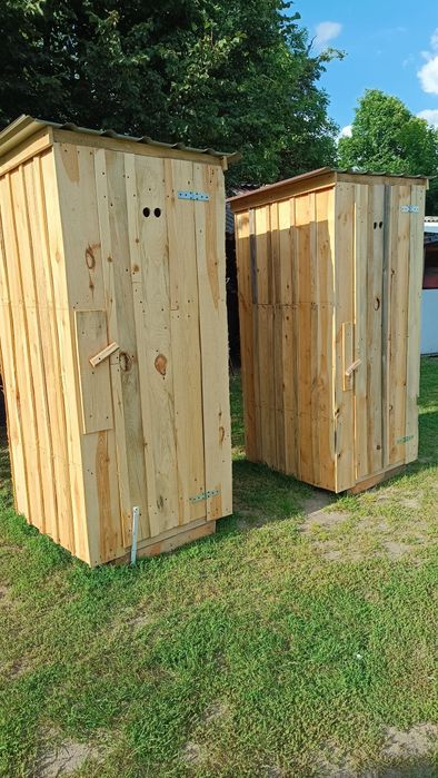 WC/kibelek/ sławojka/ toj-toj, /wychodek/ latryna z drewna