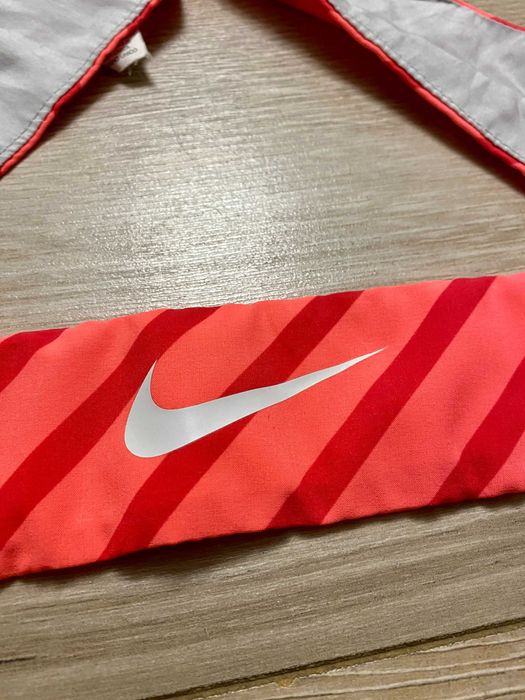 Теннисная бандана NIKE Premier Head Tie Headband (Daring RED)