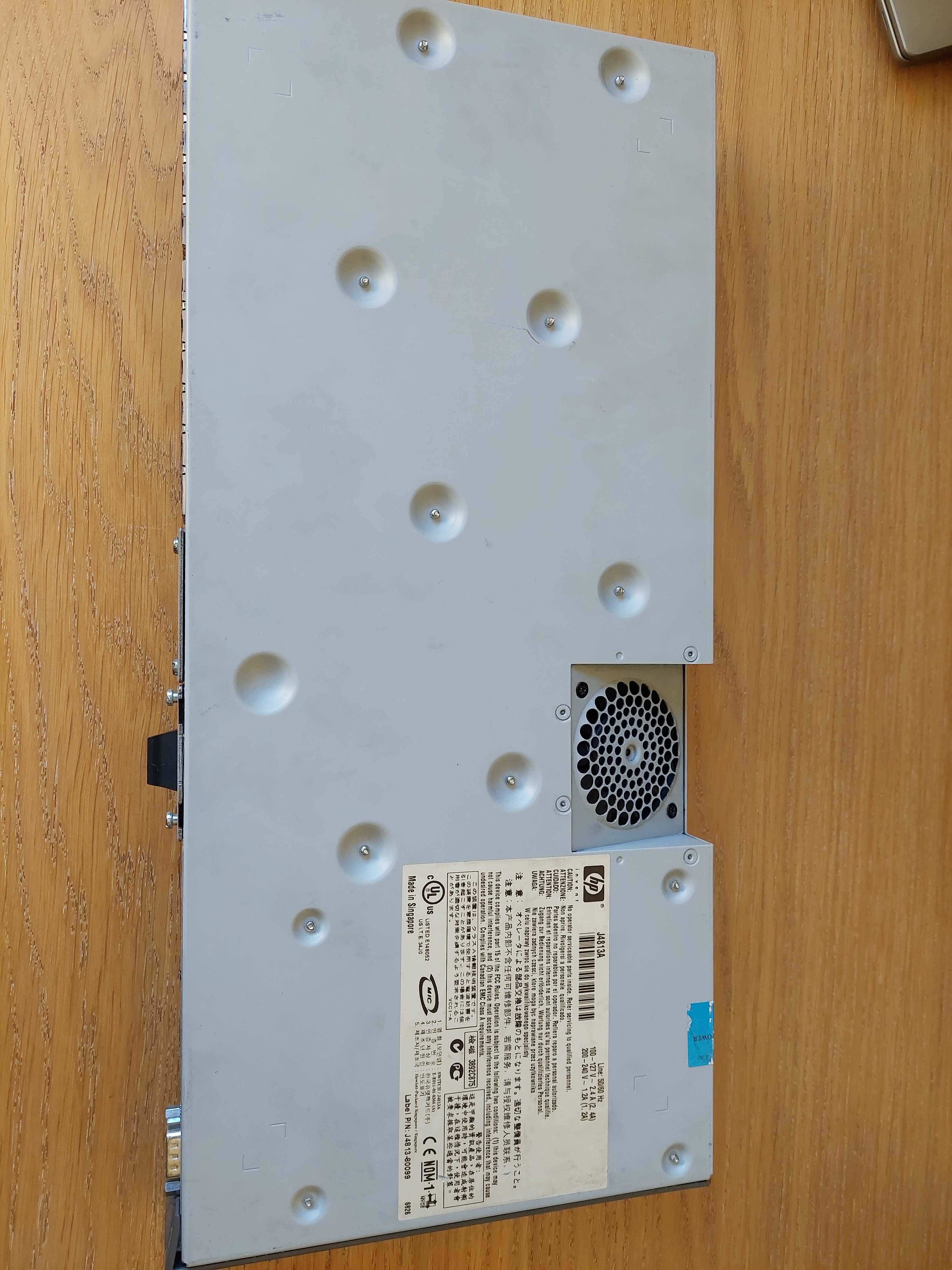 Switch de rede HP Procurve 2524 - J4813A, 24 portas,