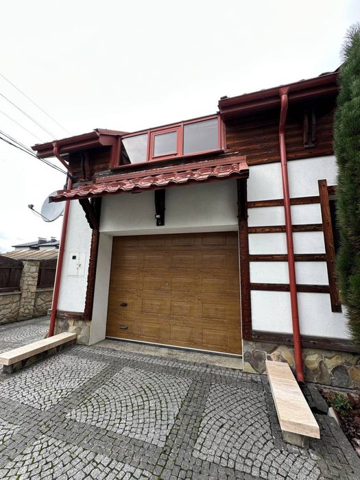 Елітний будинок з басейном , сауною , спортзалом біля Міського Озера