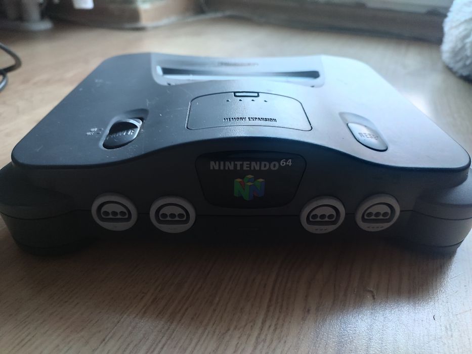Konsola Nintendo 64 zestaw