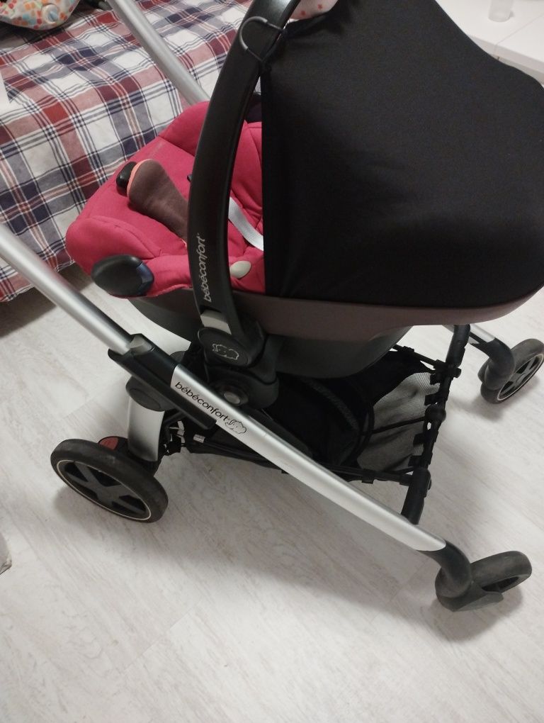Carrinho bebe Confort