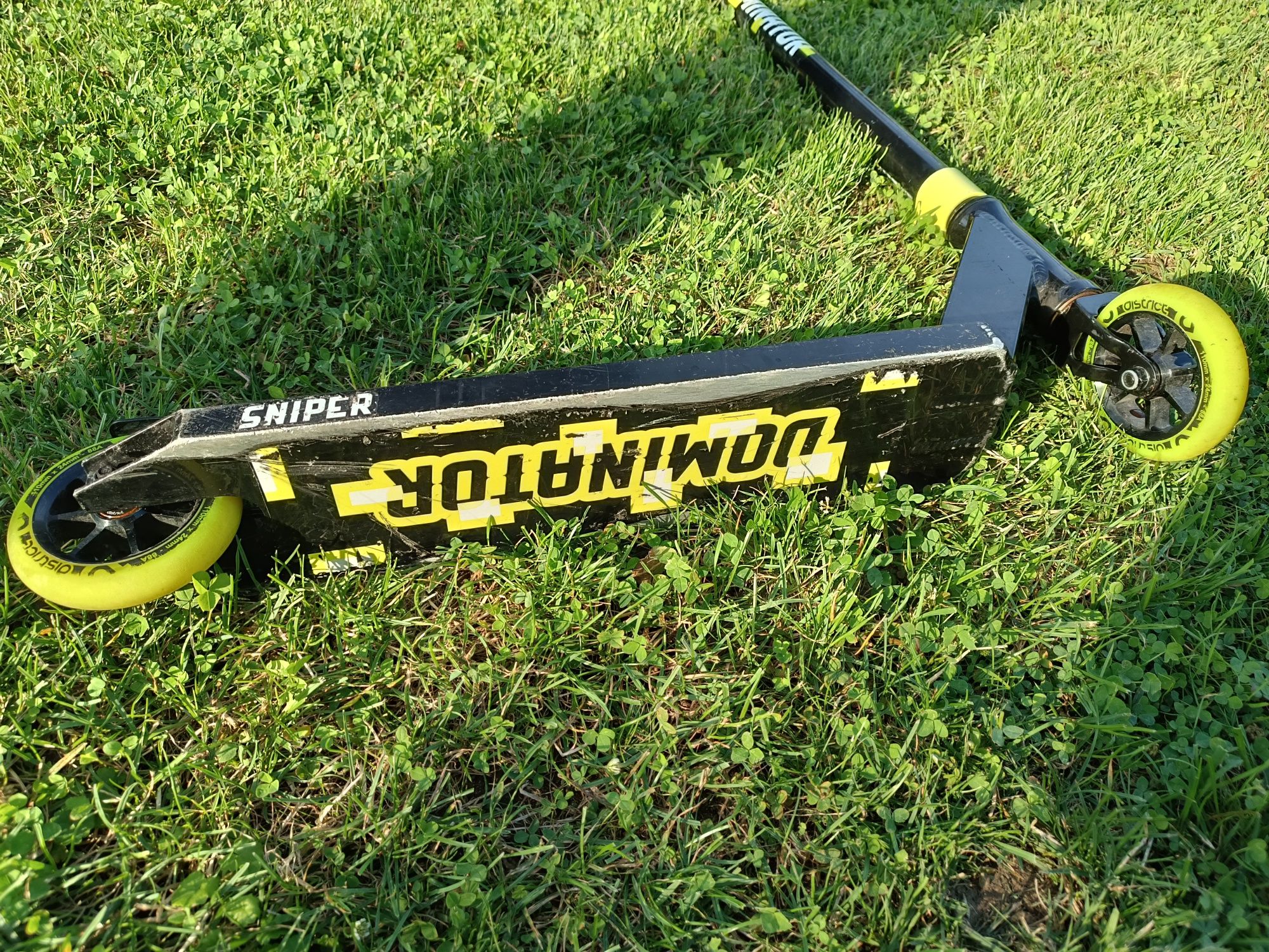 Hulajnoga wyczynowa Dominator Sniper Black Neon Yellow