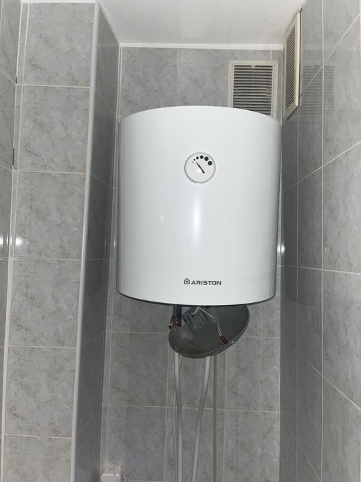 Віддам бойлер ariston 50L