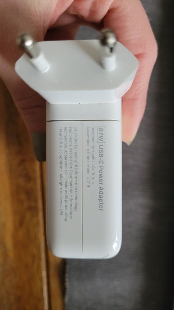 Oryginalny zasilacz ładowarka do Macbooka Apple USBc 87 Wat