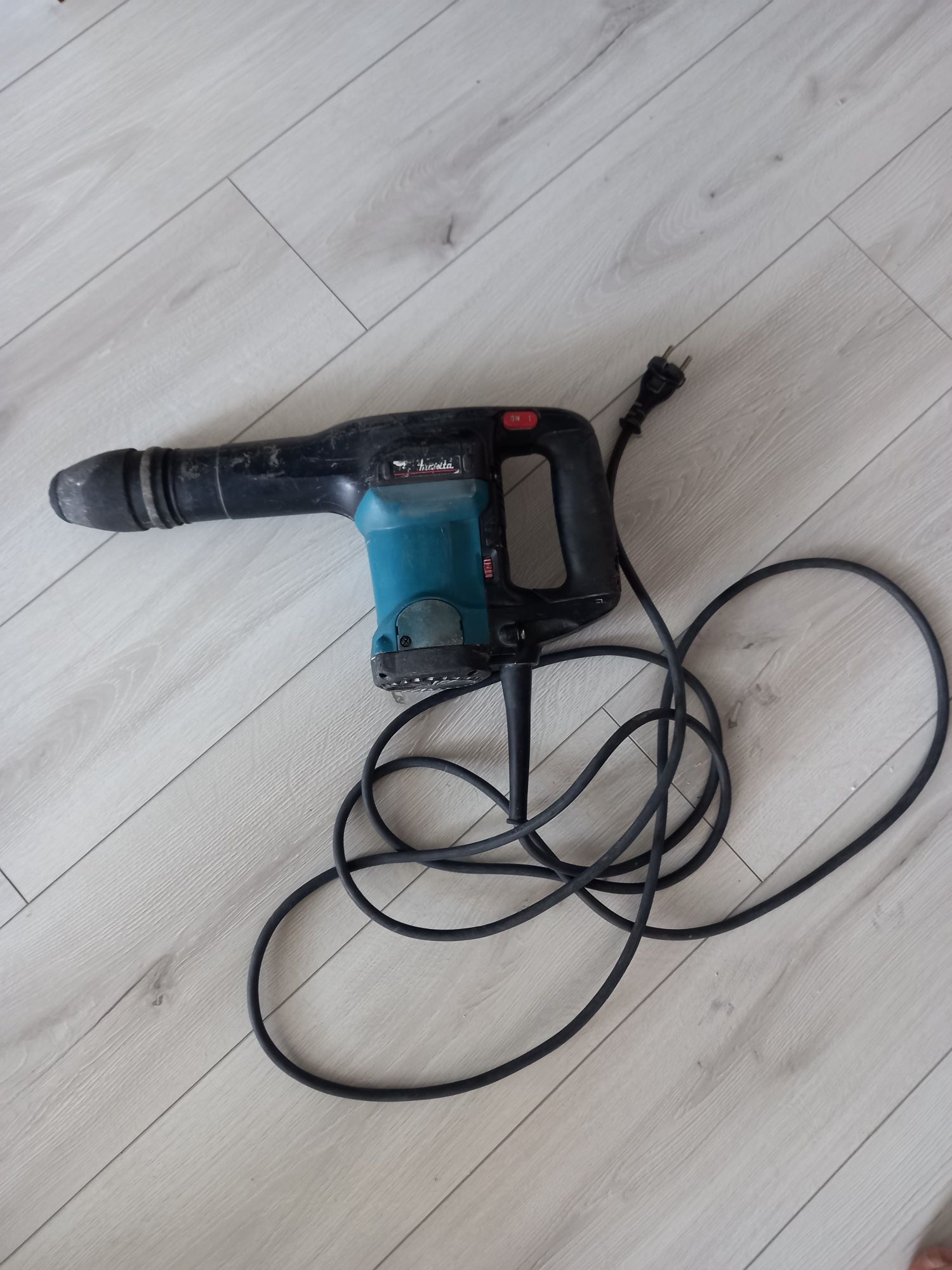 Отбойный молоток makita hm0860c made in Japan