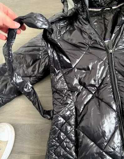 Куртка чорна глянцева стьобана Calvin Klein М.