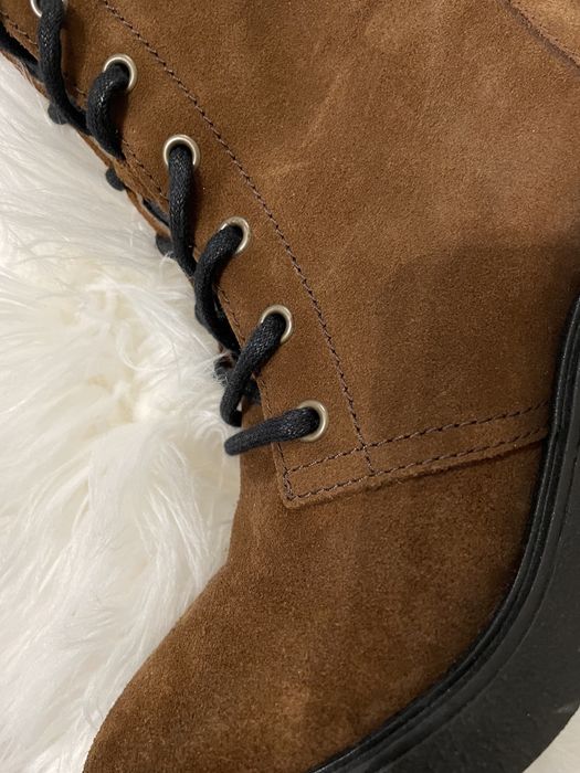 ТЕРМІНОВО Ботильйони чобітки ботинки Fly London