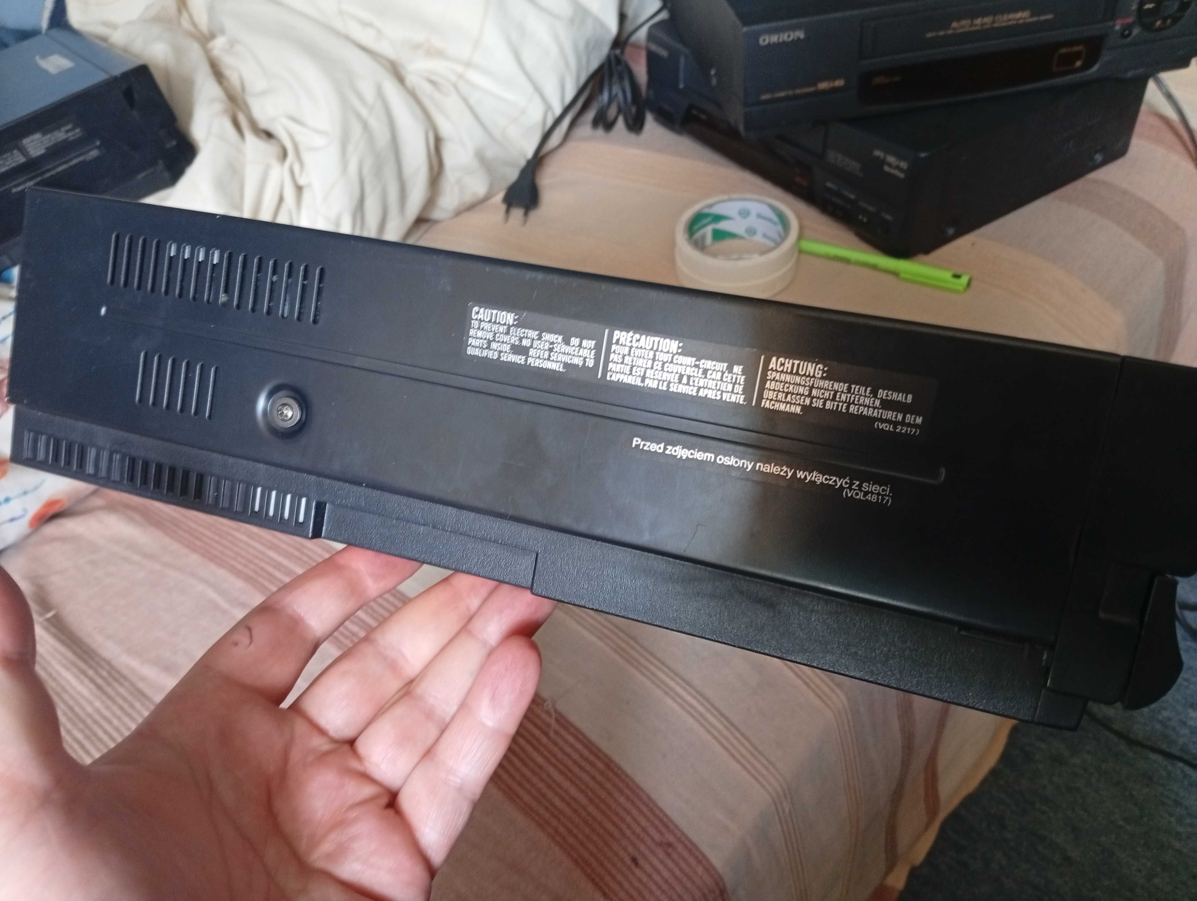 Magnetowid Panasonic NV-P2UEE HQ z pilotem uszkodzony #2 coś kręci