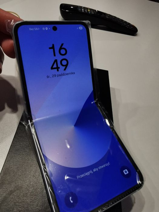 Samsung Galaxy Z Flip 6 512GB Nowy Ekran!