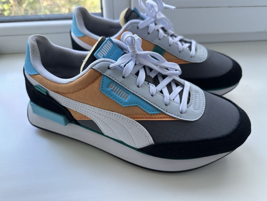 Оригінальні кросівки Puma Future Rider Play On Розмір 40,5, 26-26,5 см
