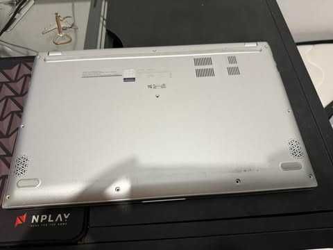 Asus F512D ( com marcas de uso)