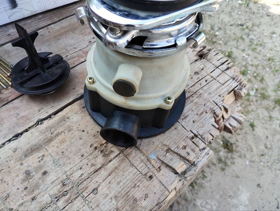 Измельчитель пищевых отходов KRAISSMANN 740 LAS 1000