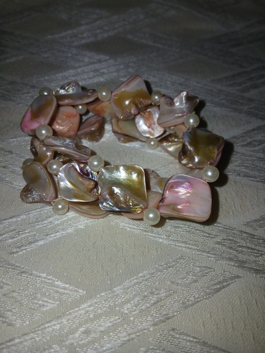 Браслет з натурального перламутра