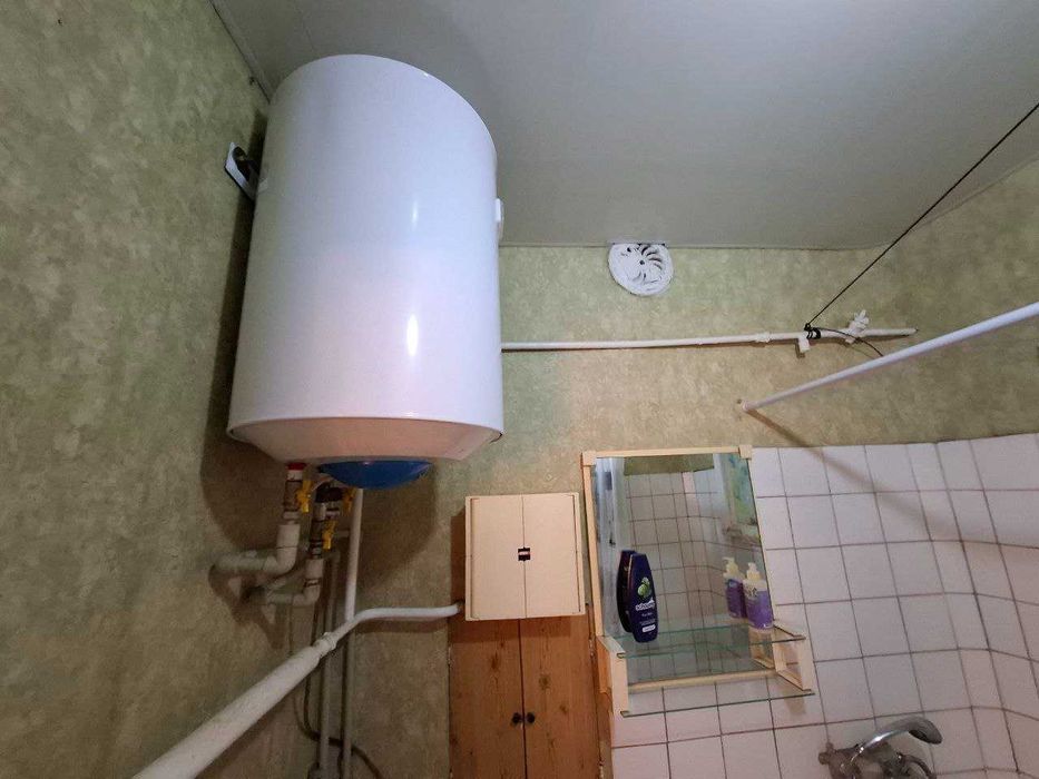 Продам 2 комнатную квартиру на Рабочей