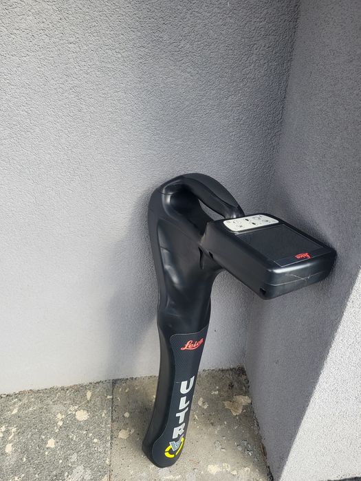 Leica ultra locator