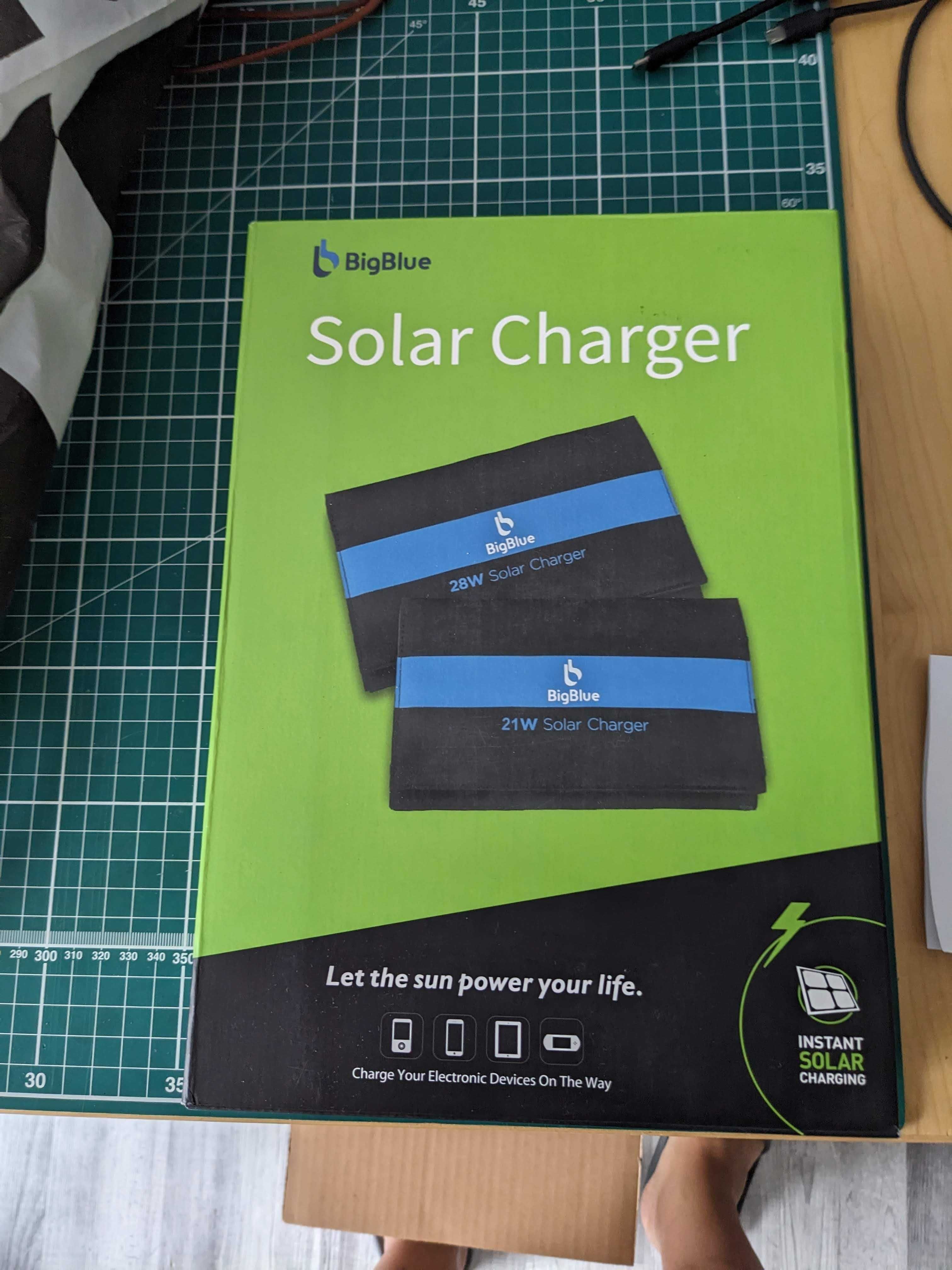 BigBlue 28Watts portable solar charger