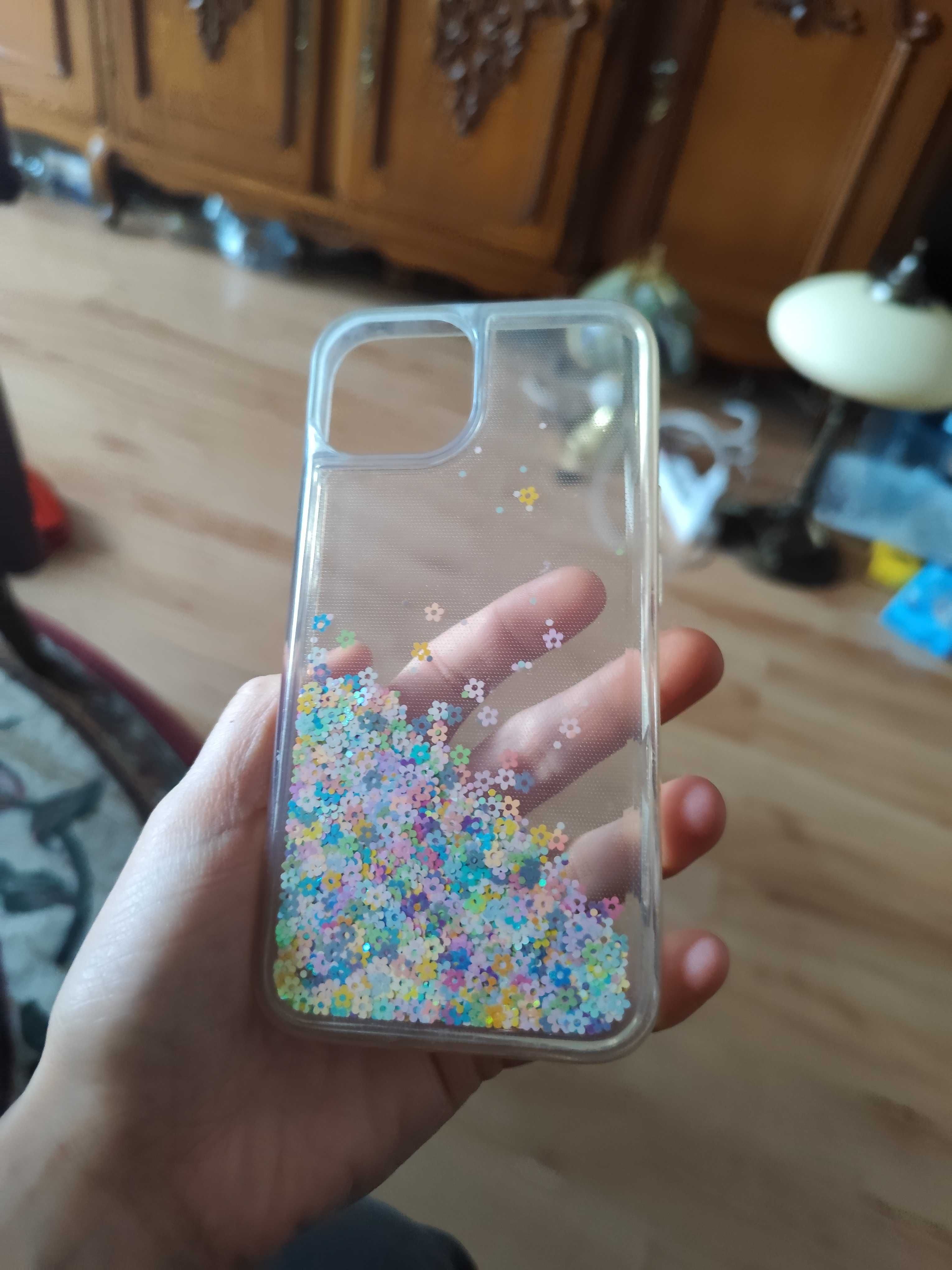 iPhone 15 obudowa , pokrowiec kwiaty guess etui