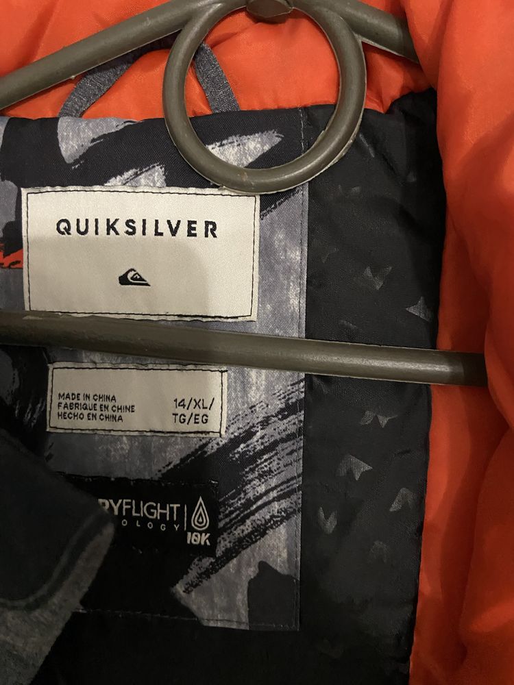 Продам куртки на подростка Wall Ride, Quiksilver