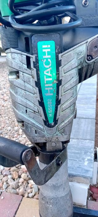 Młot wyburzeniowy Hikoki  Hitachi  H65SB2