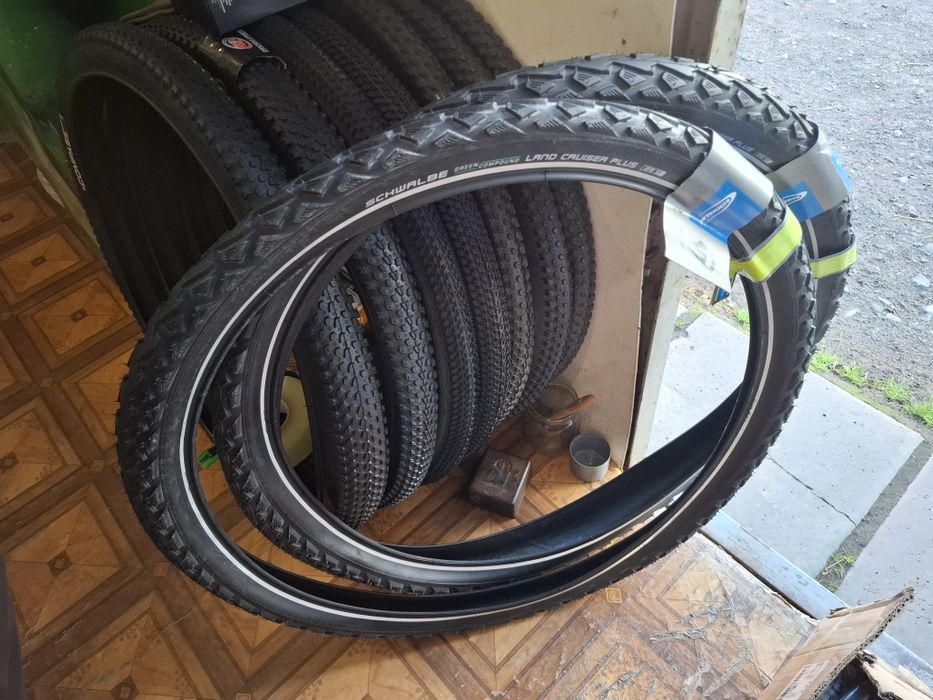 ВЕЛОсипедная покрышка/шина Schwalbe LAND CRUISER PLUS 28x2.15 (55-622)